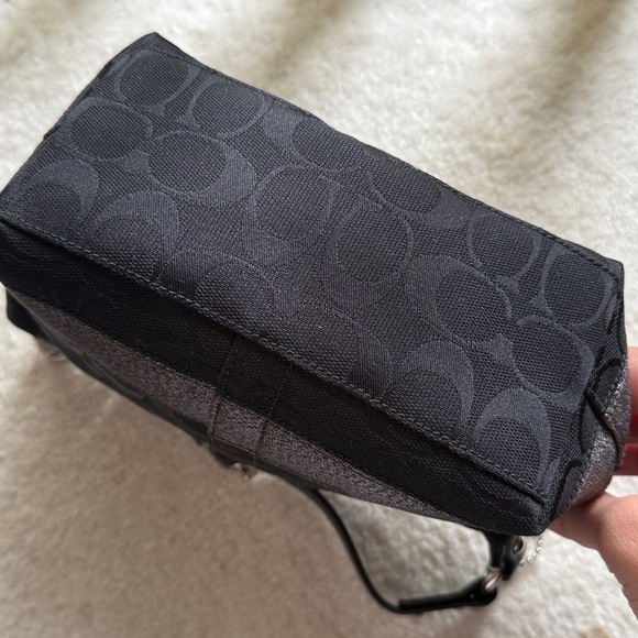 NWOT Vintage Coach top handle signature collection bag - Picture 6 of 7